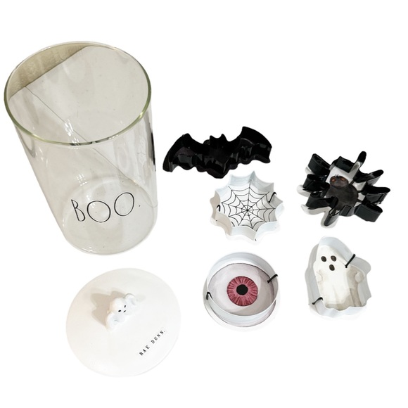NEW Rae Dunn BOO Clear Canister with 5-Piece Halloween Cookie Cutters Set ๐ป๐๐ป - Picture 2 of 6